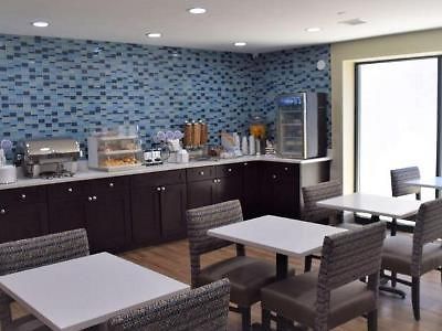 La Quinta Long Island Hotel 3*