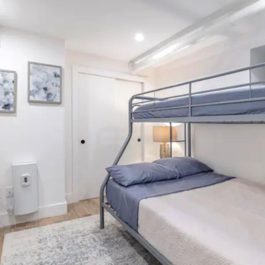 Modern With Strategic Location In *