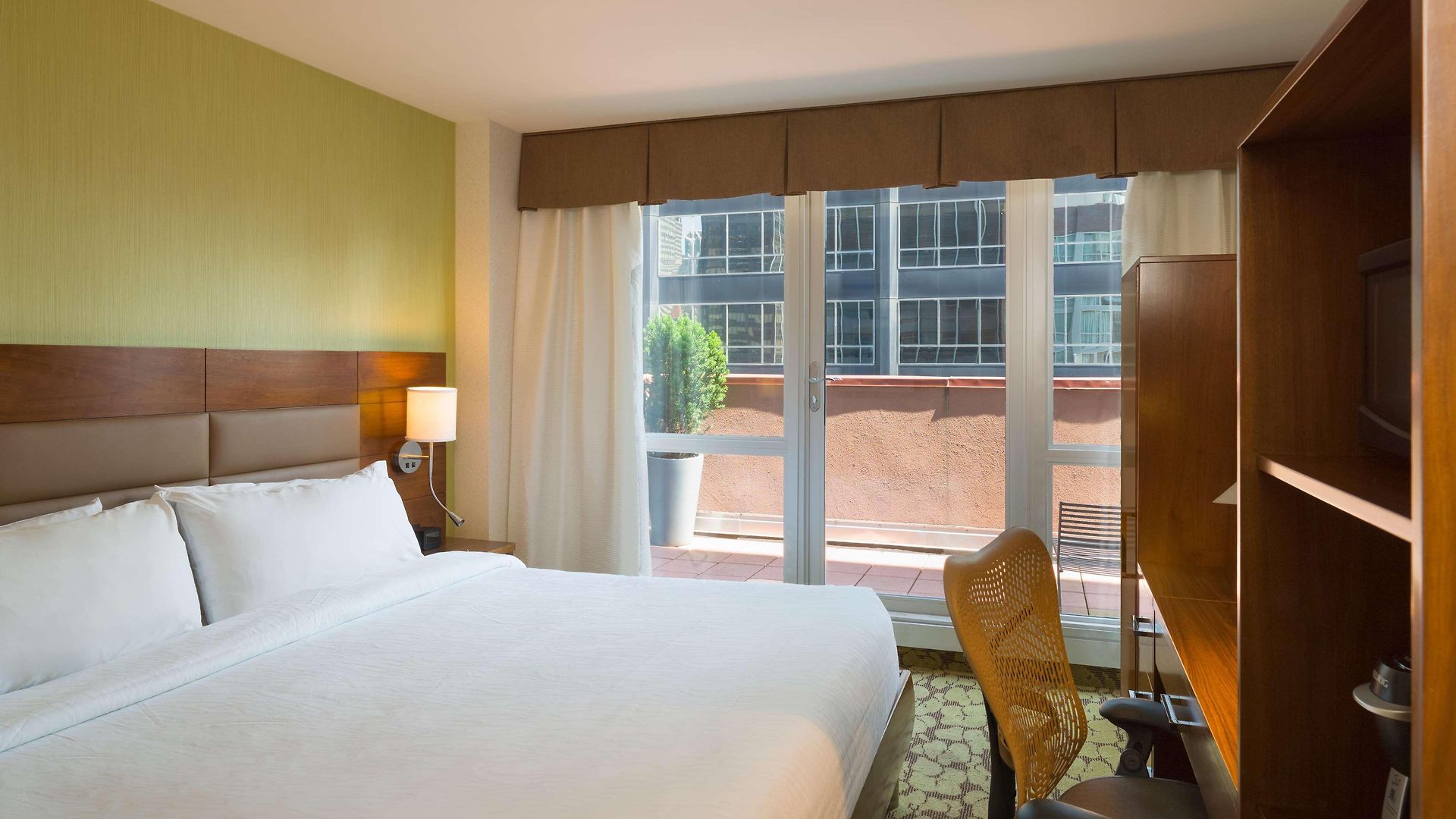Hilton Garden Manhattan Midtown East