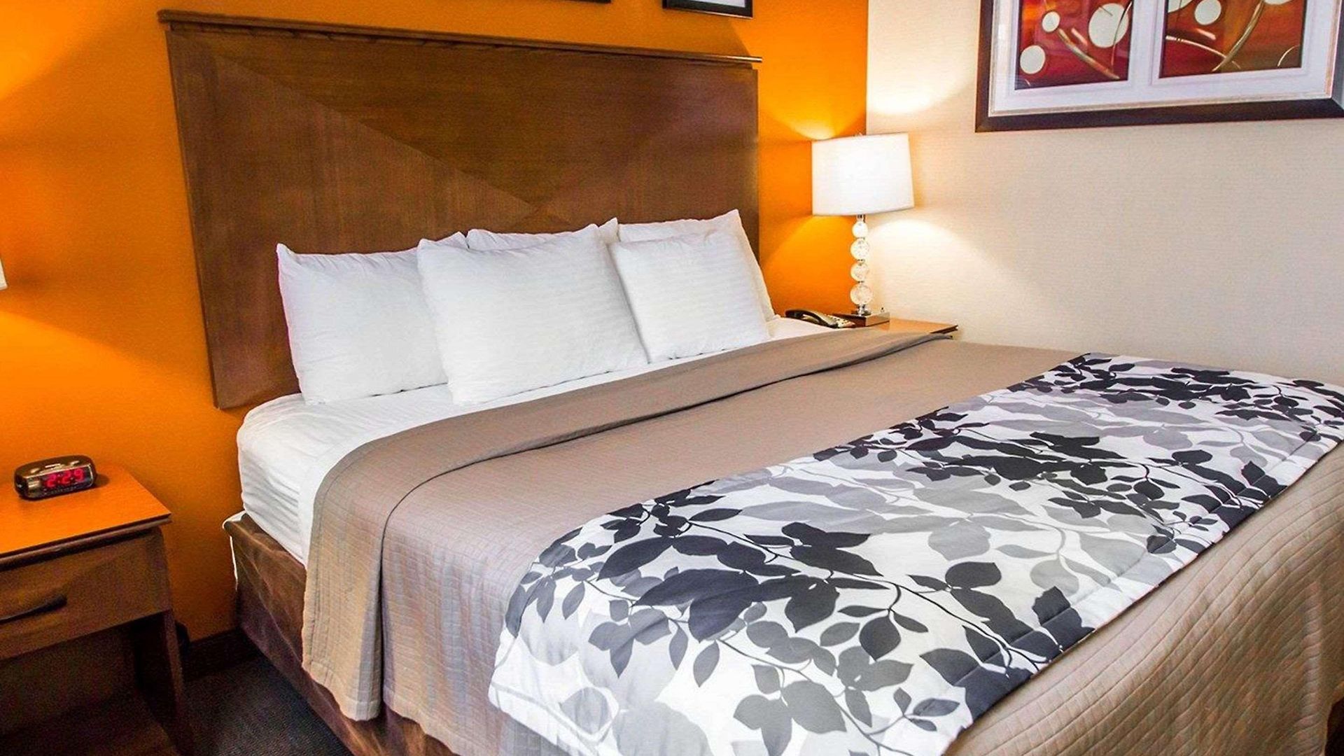 Sleep Long Island - Manhattan View Hotel New York