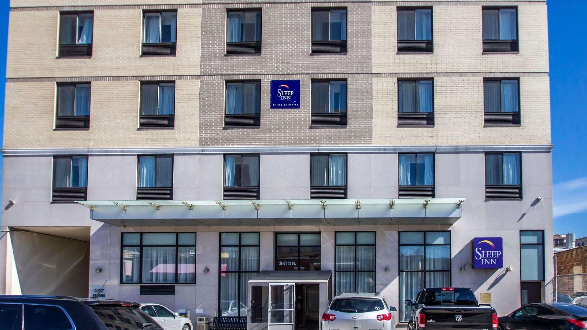 Hotel Sleep Long Island - Manhattan View New York