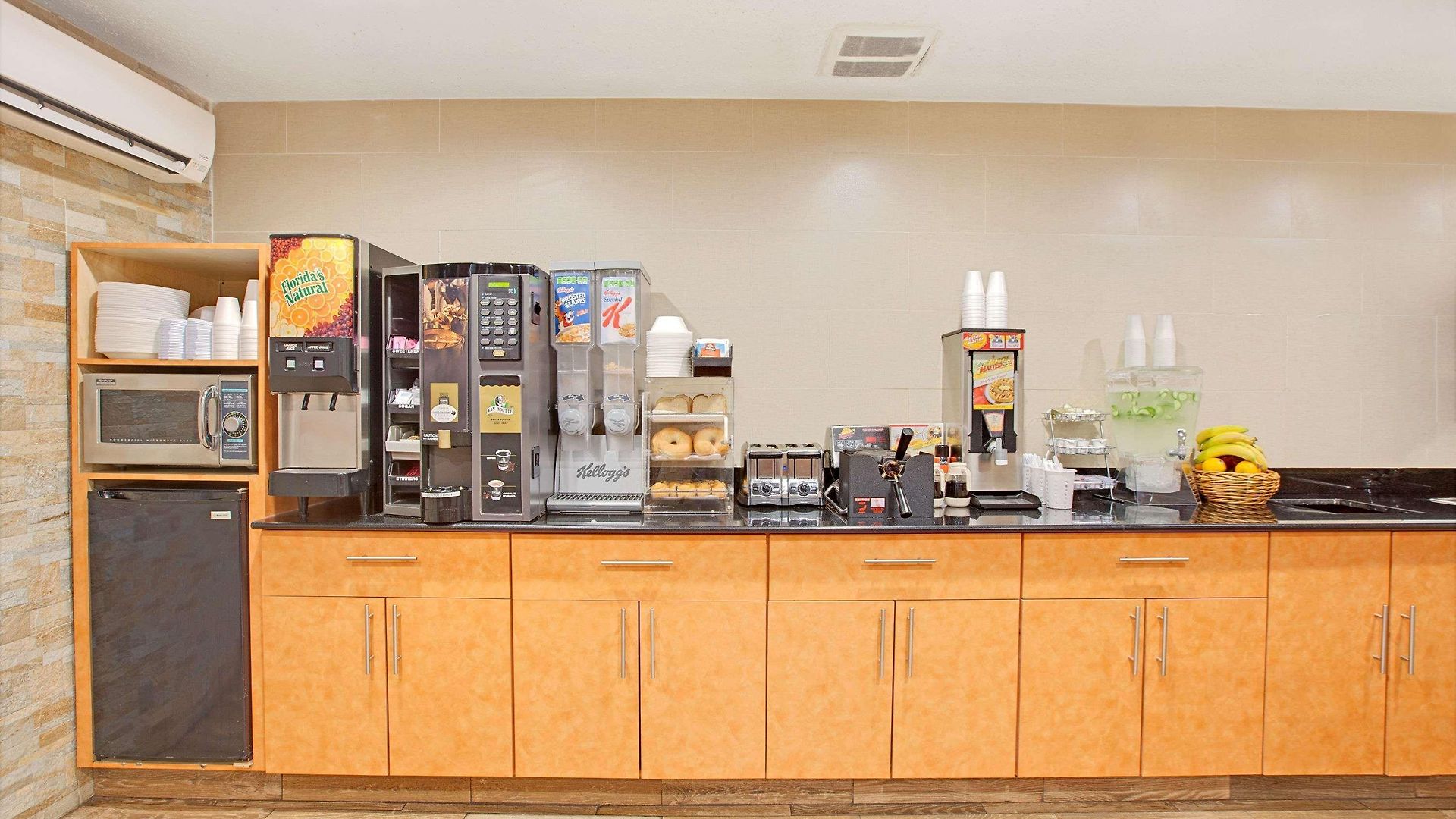 Quality Jfk Airport Rockaway Blvd Hotel 2*