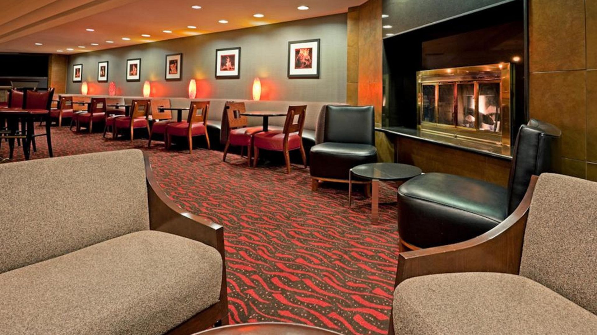 Doubletree By Hilton New York-laguardia Hotel