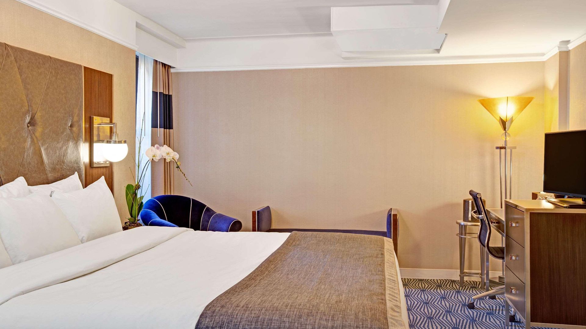 Hotel New Yorker By Lotte 4*