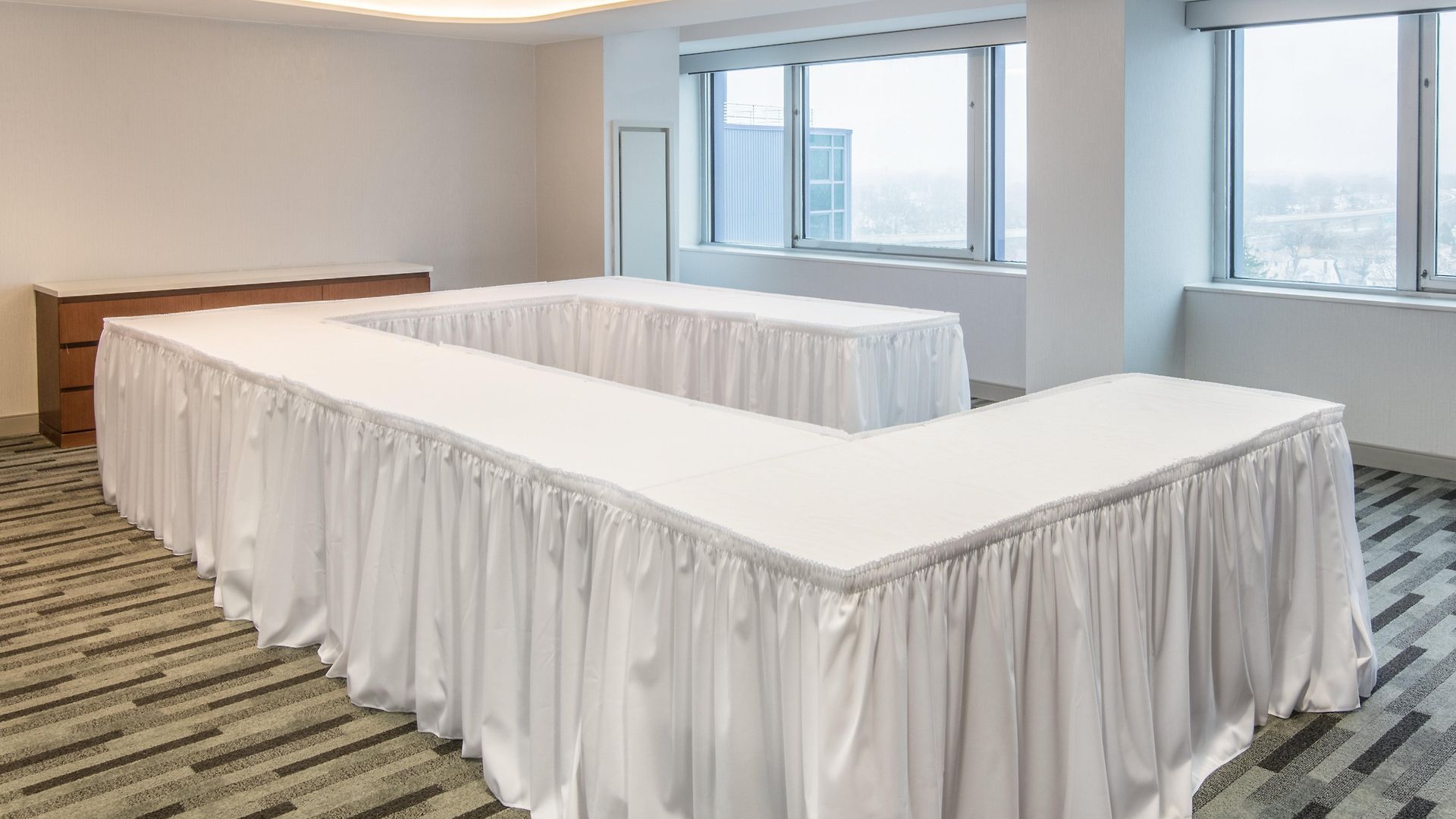 Hotel Crowne Plaza Jfk Airport City, An Ihg 4*