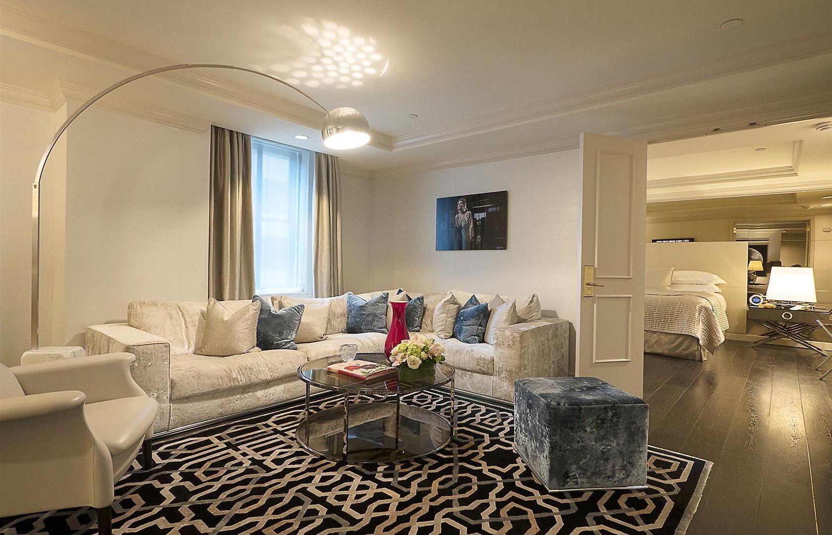 The Michelangelo Hotel 4*