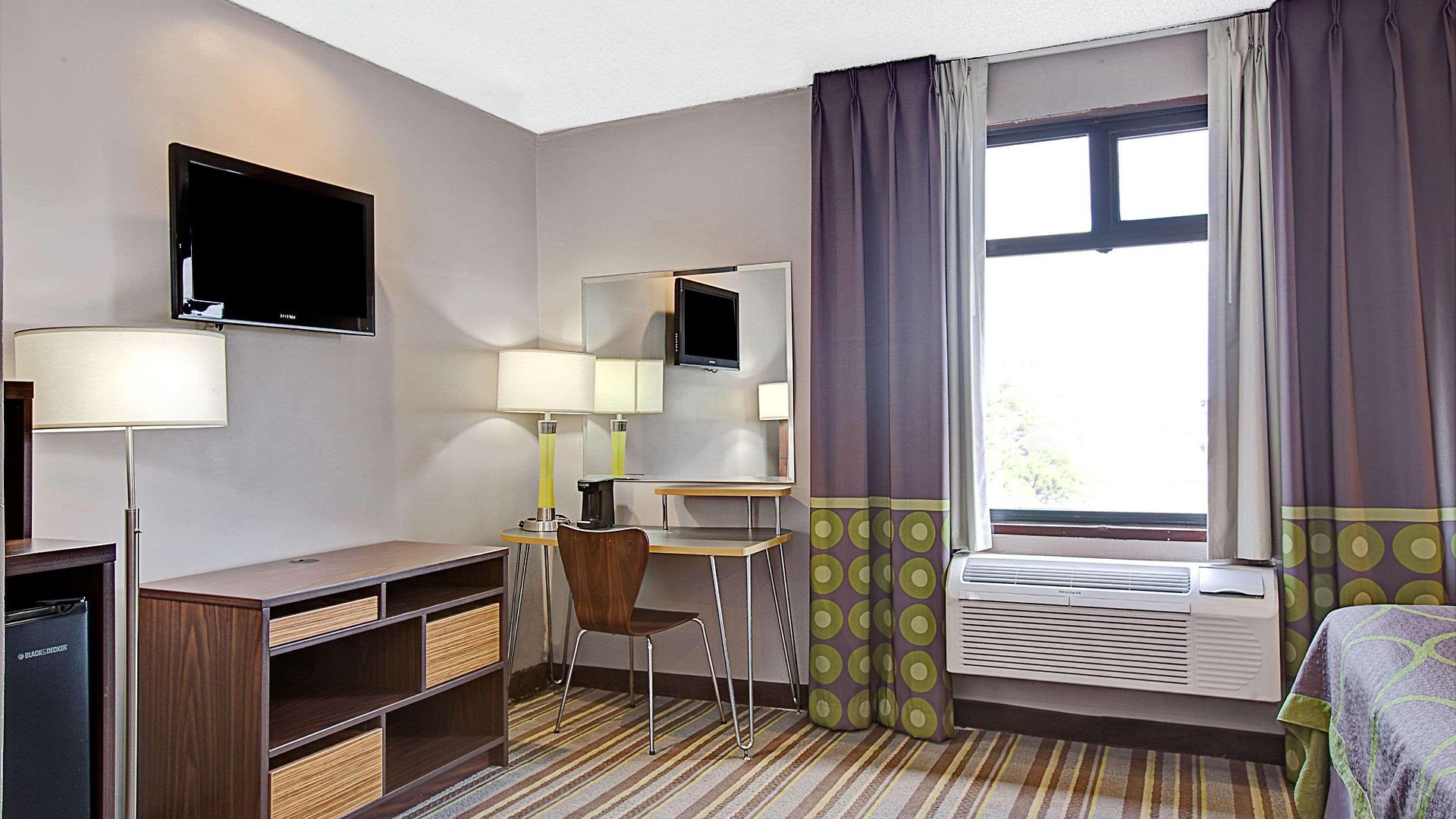 Hotel Super 8 By Wyndham Jamaica North Conduit New York