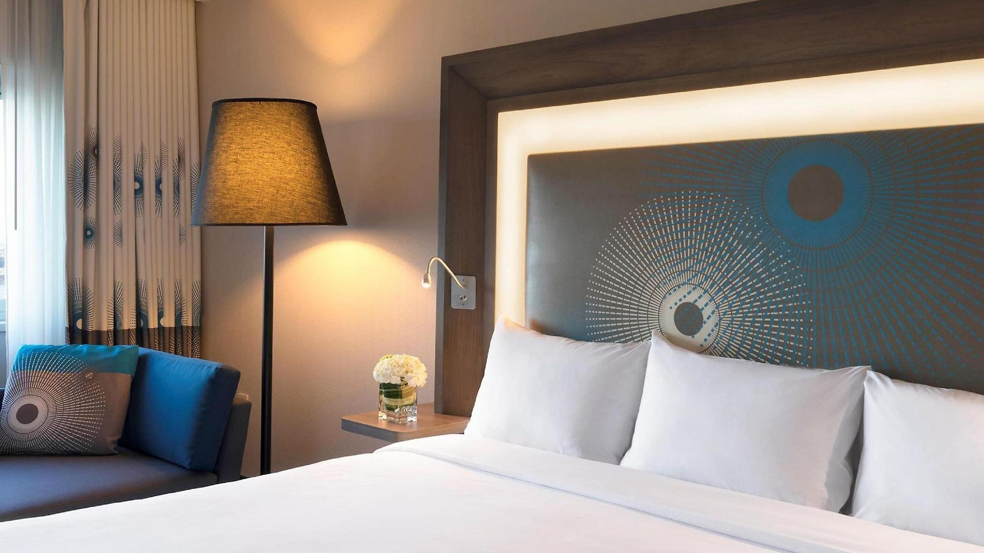 M Social Times Square 4*