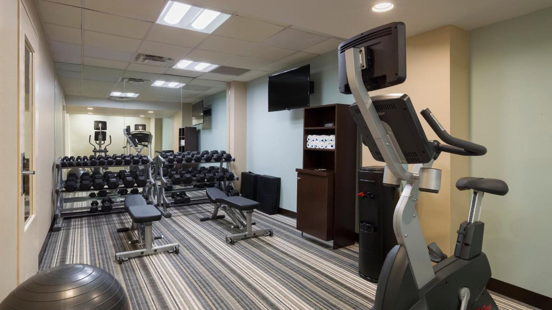 Hotel Candlewood Nyc -times Square By Ihg