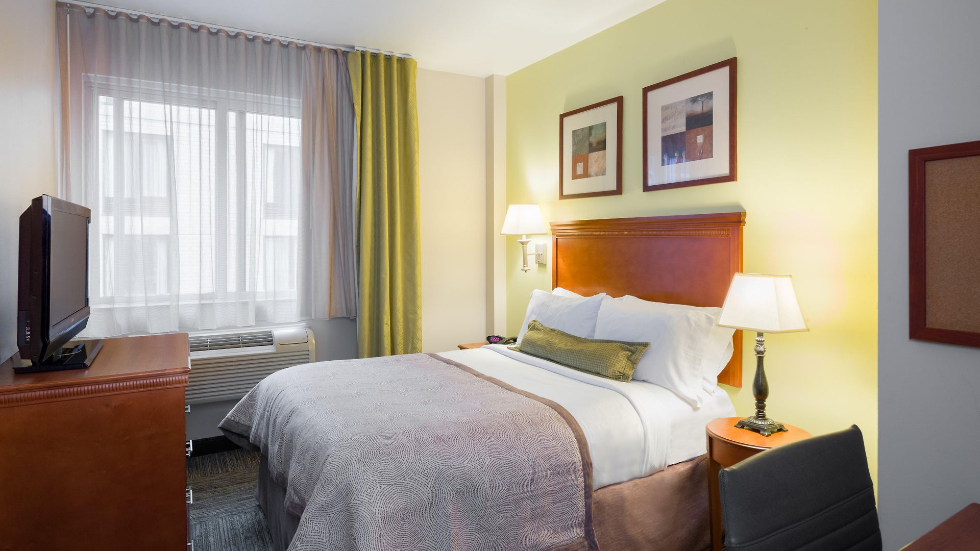 Candlewood Nyc -times Square By Ihg Hotel New York