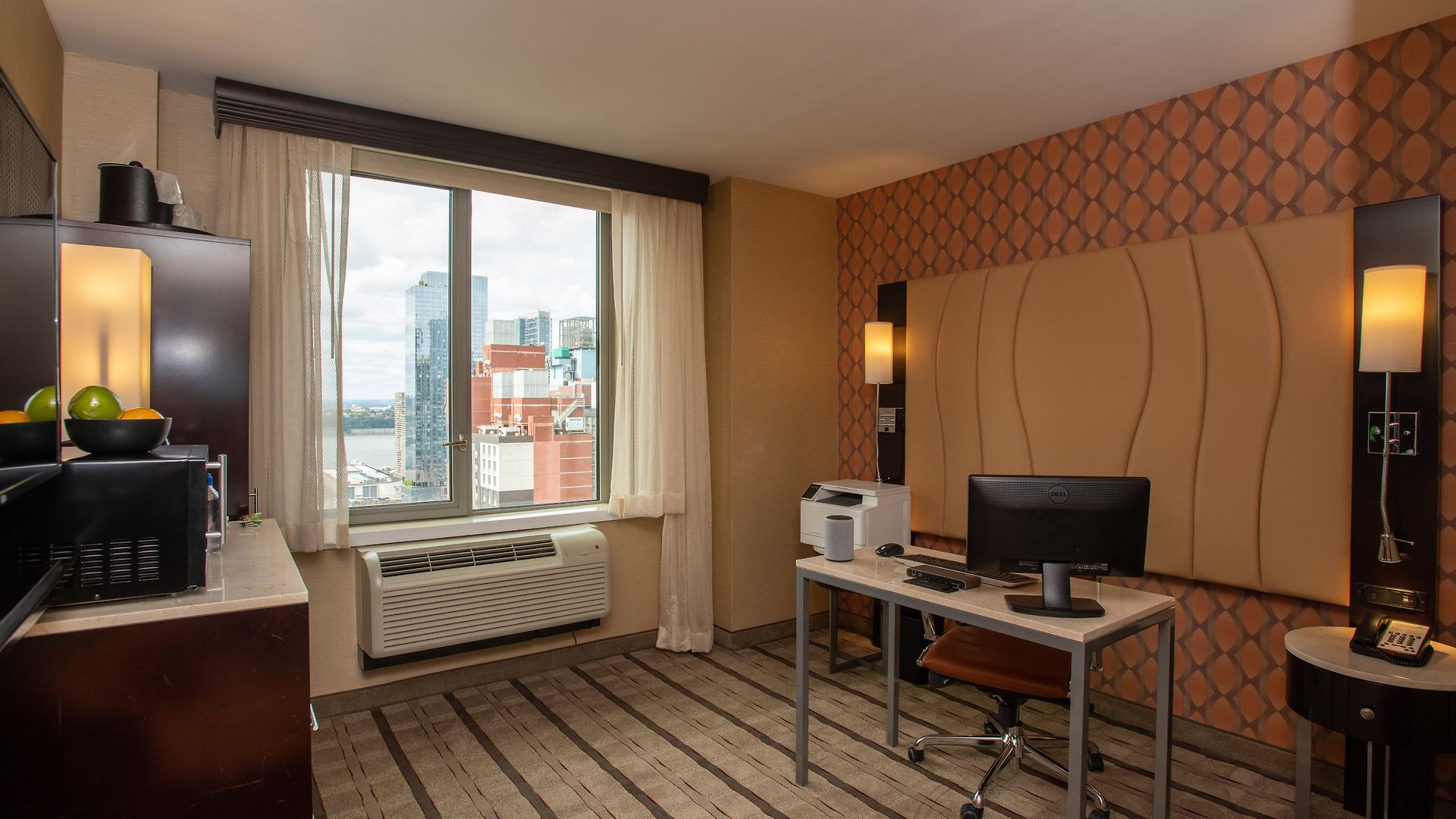 - Times Square By Ihg Hotel 3*