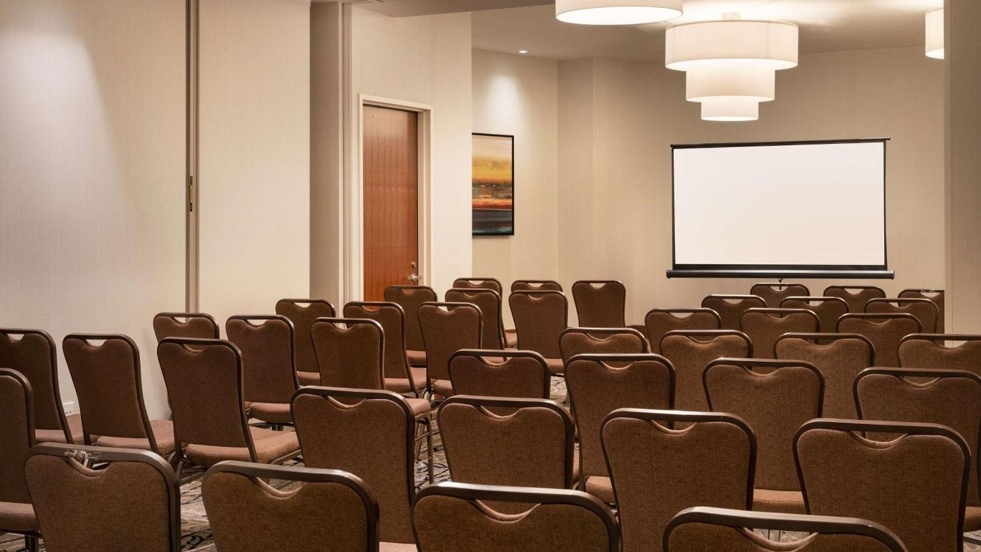Hilton Garden Long Island Hotel