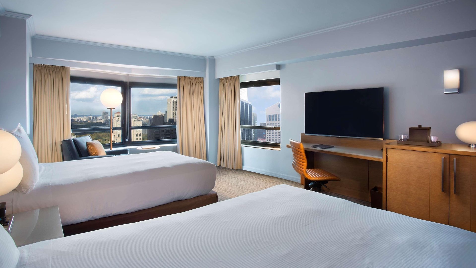 Hilton Midtown 4*