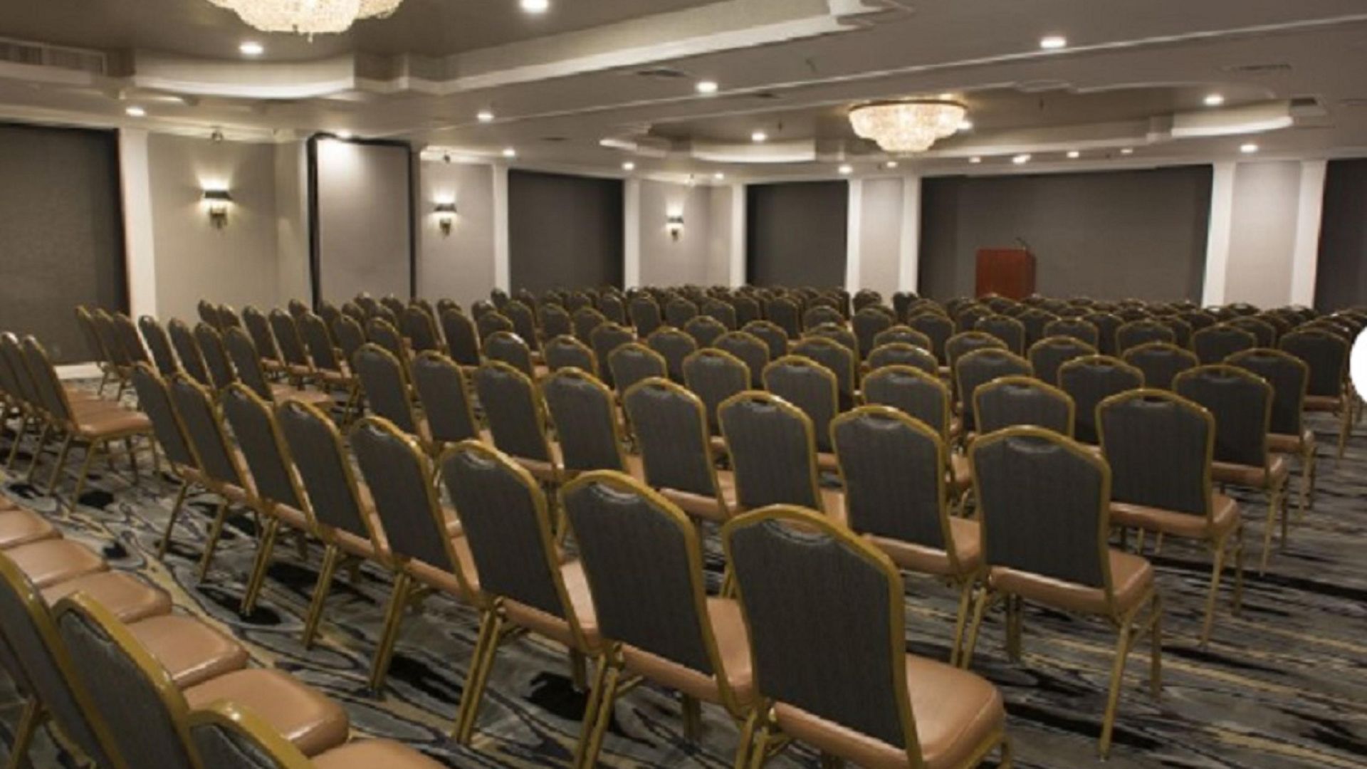 Hotel Adria And Conference Center