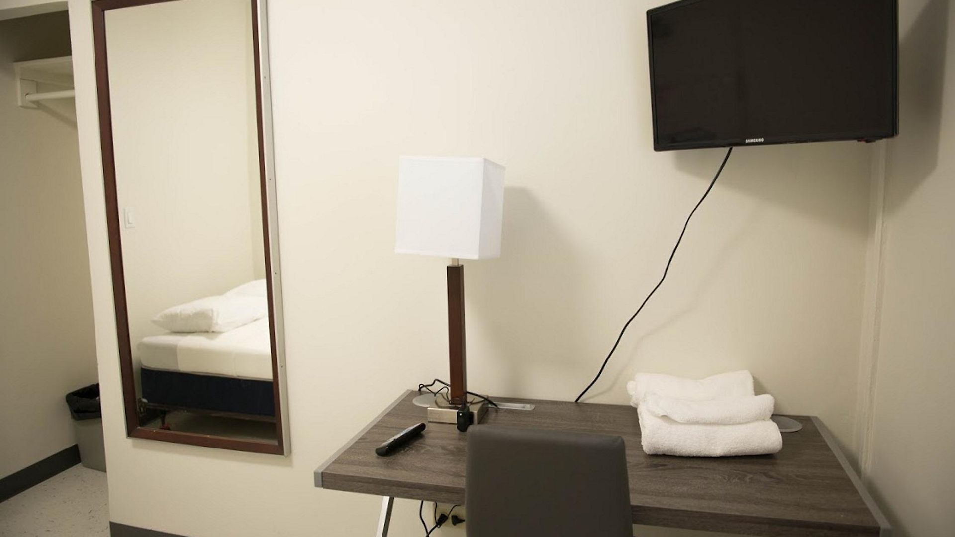 West Side Ymca Hostel *