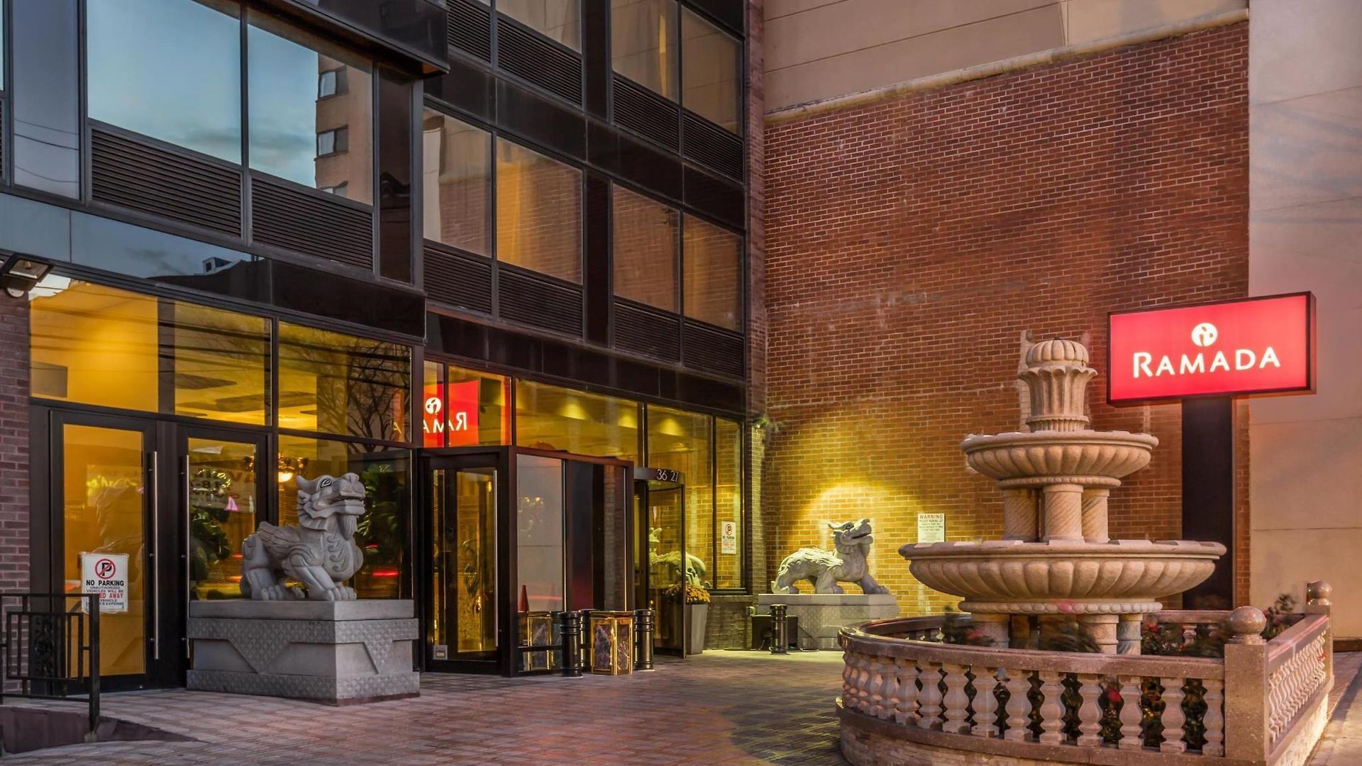 Hotel Ramada By Wyndham Flushing Queens