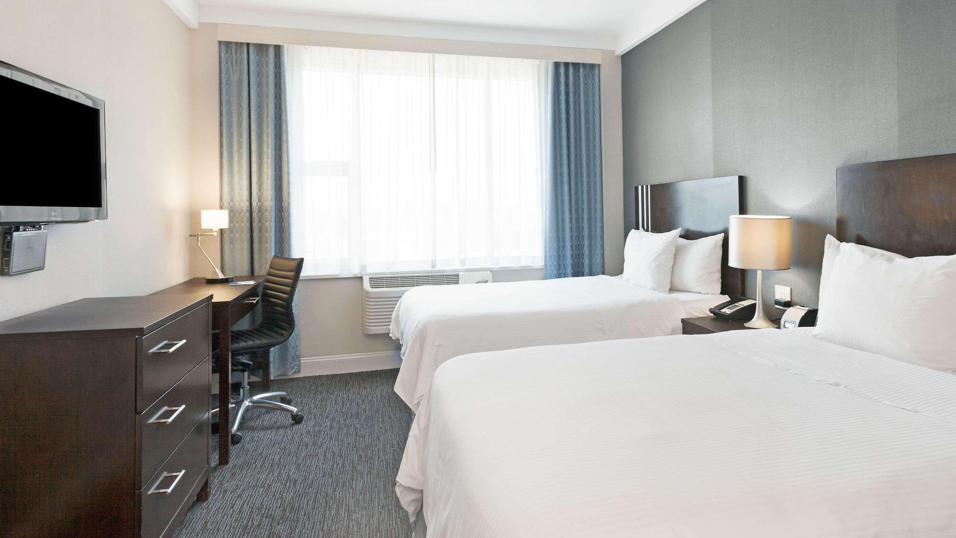 Wyndham Garden Long Island 3*