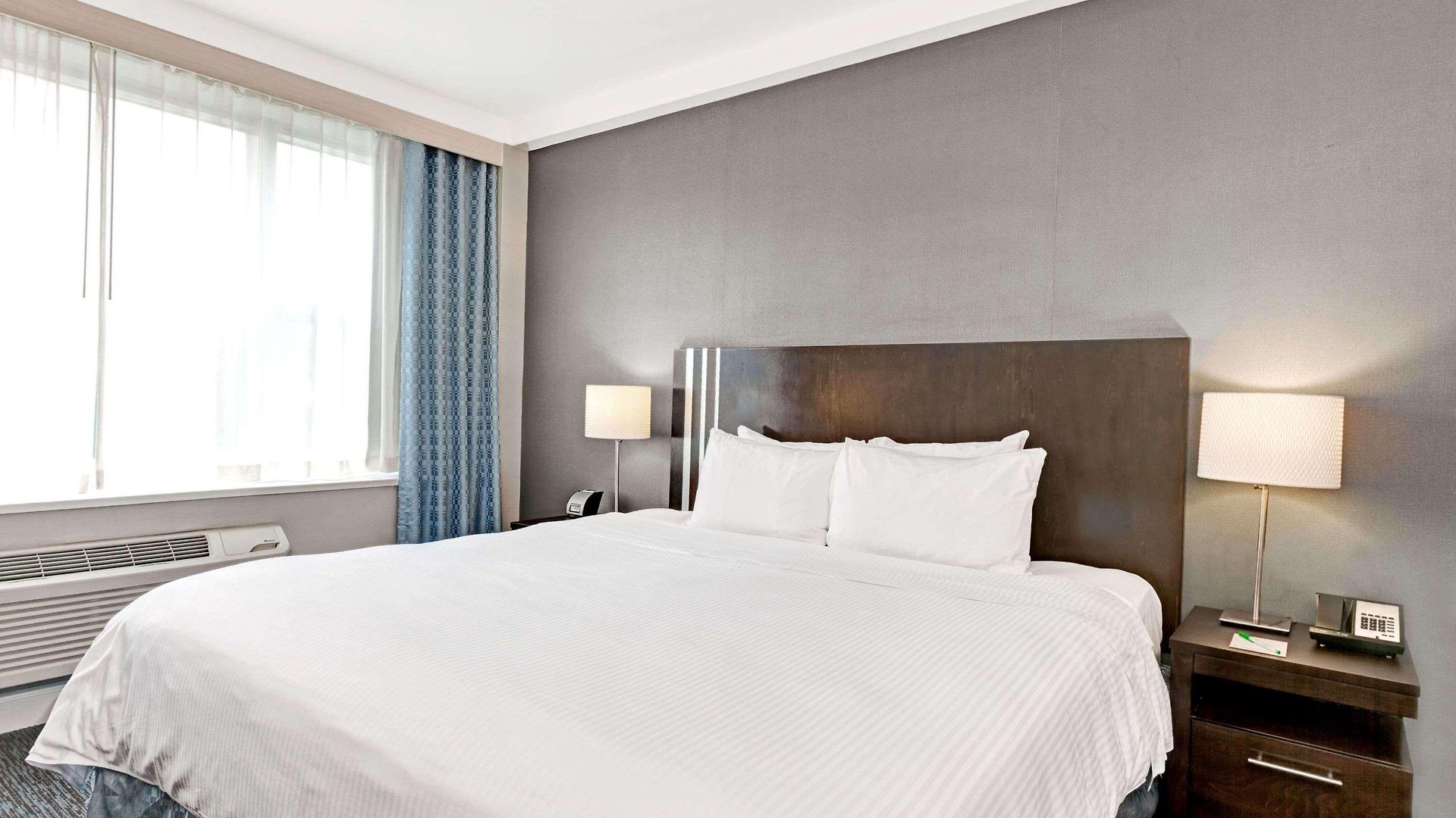 Wyndham Garden Long Island 3*