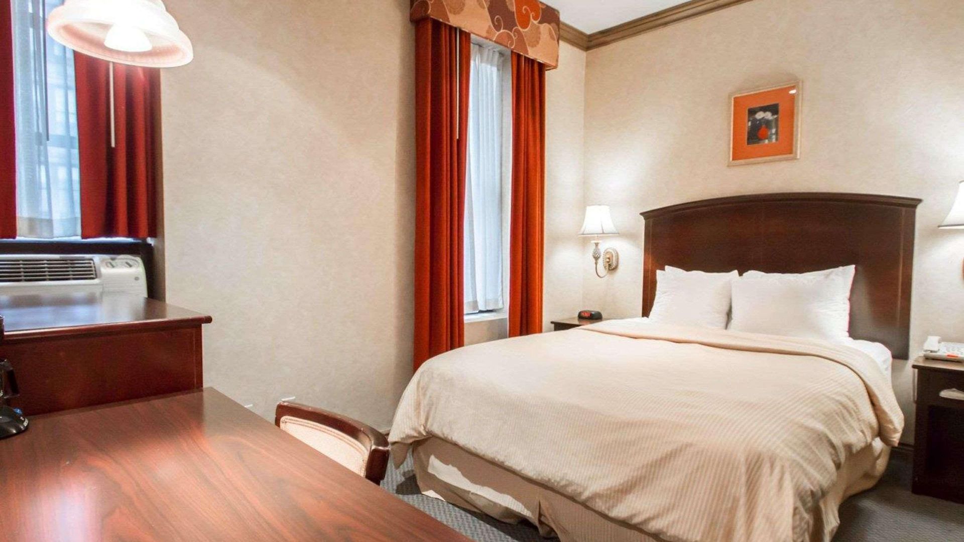 Clarion Park Avenue Hotel
