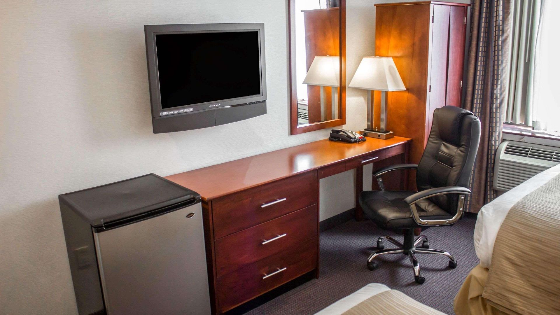 Quality Long Island - Queensboro Bridge 3*