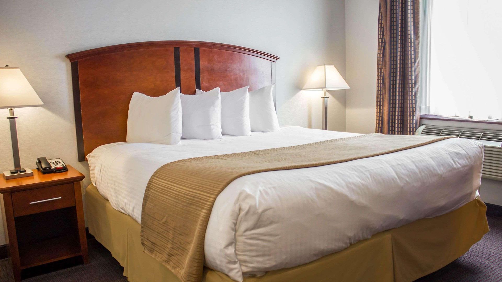 Quality Long Island - Queensboro Bridge Hotel