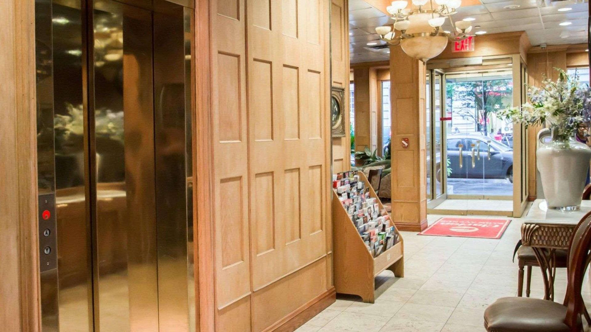 Clarion Park Avenue Hotel