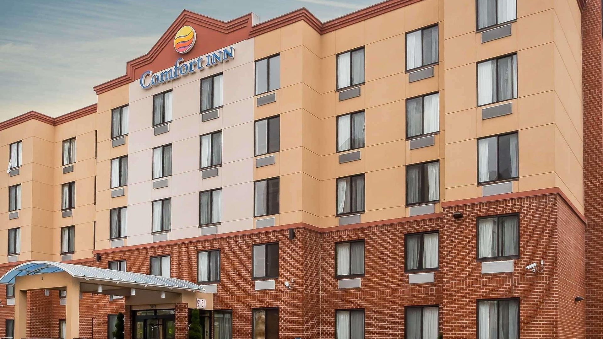 Comfort Staten Island 4*