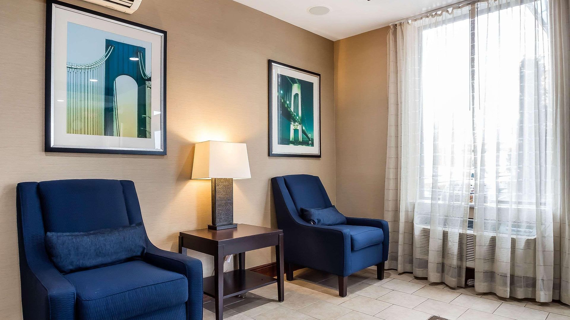 Comfort Staten Island Inn 4*