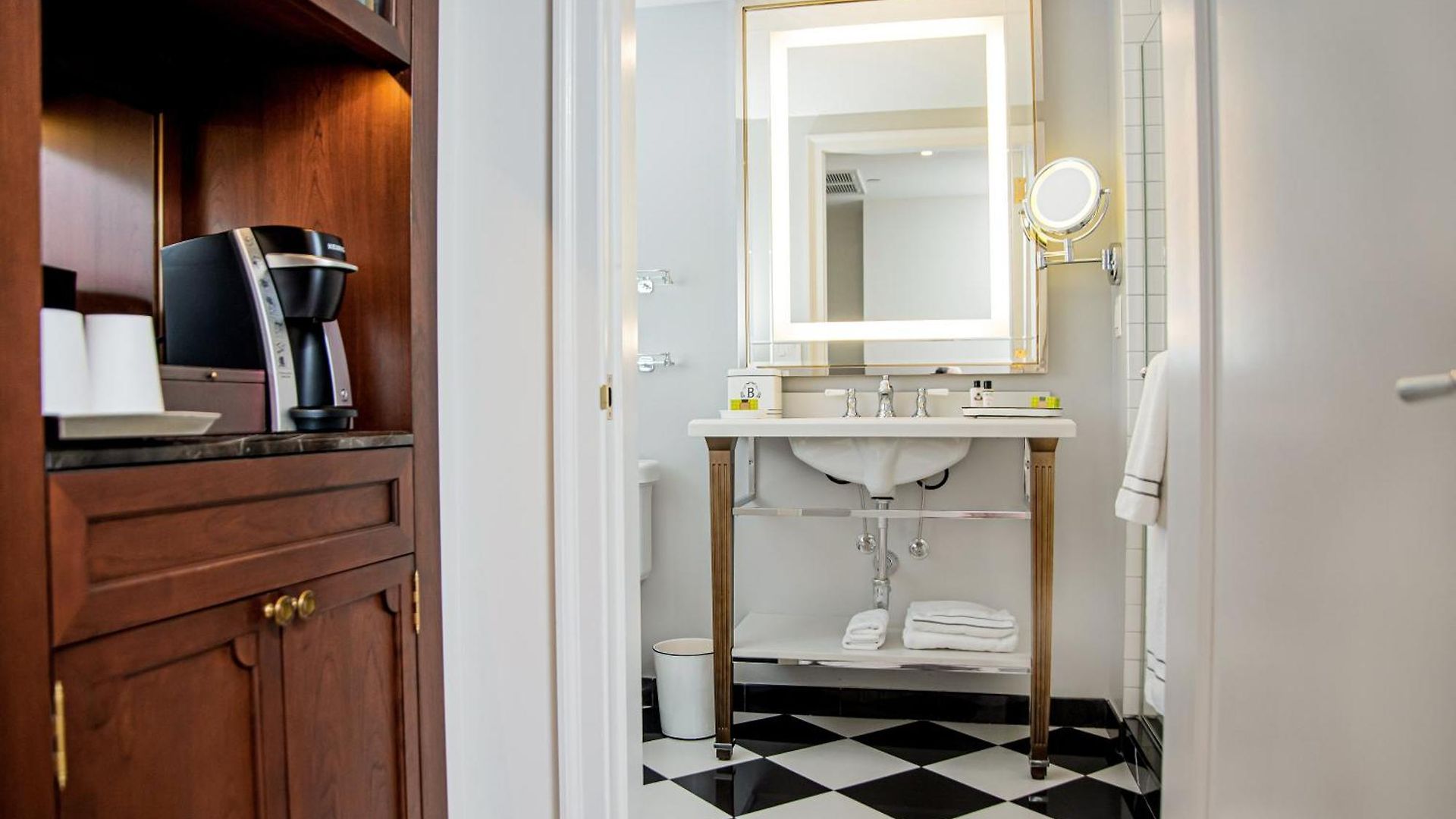 Intercontinental Barclay By Ihg 5*