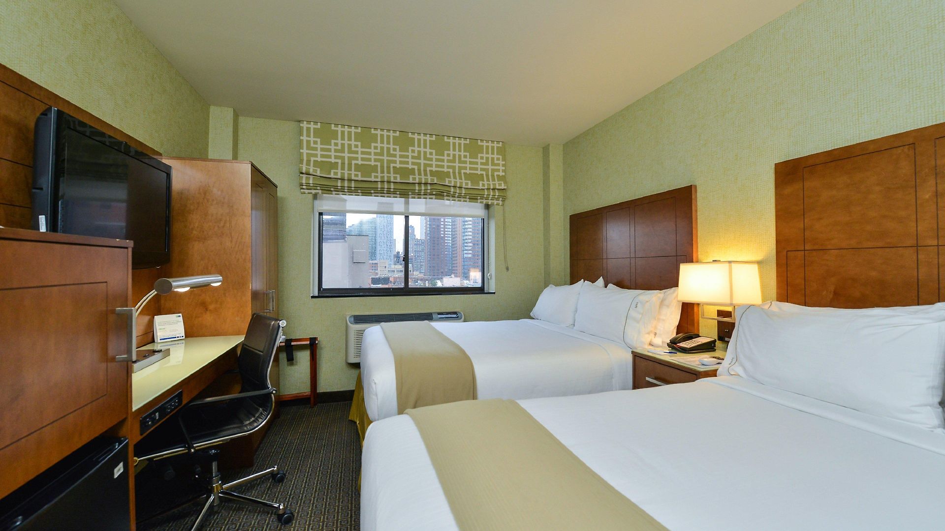Express Manhattan Midtown West By Ihg