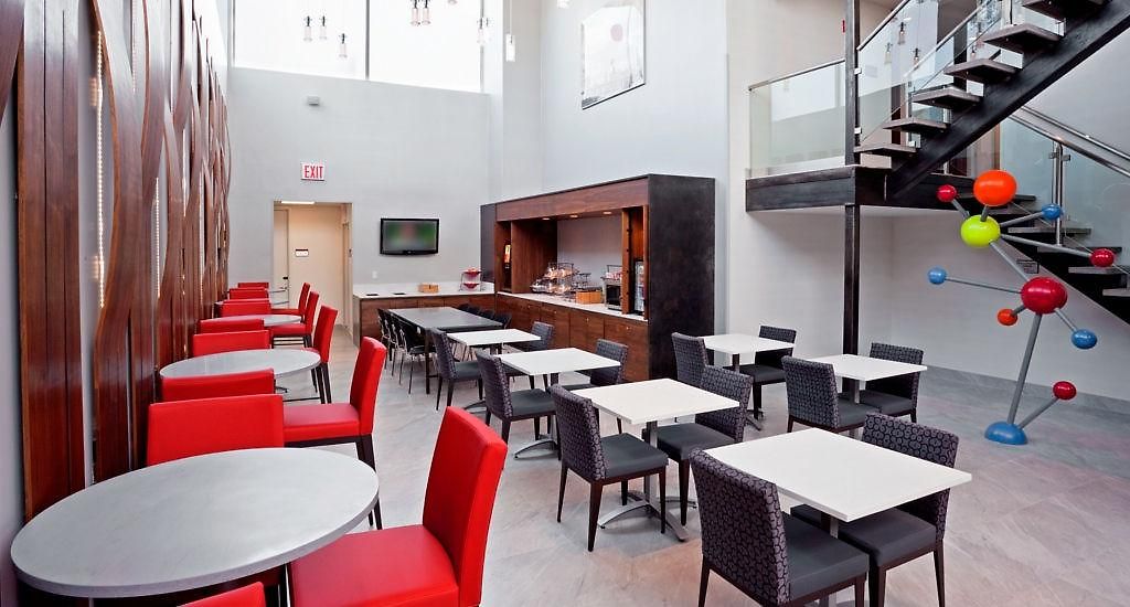 Hotel Fairfield & By Marriott Brooklyn 3*