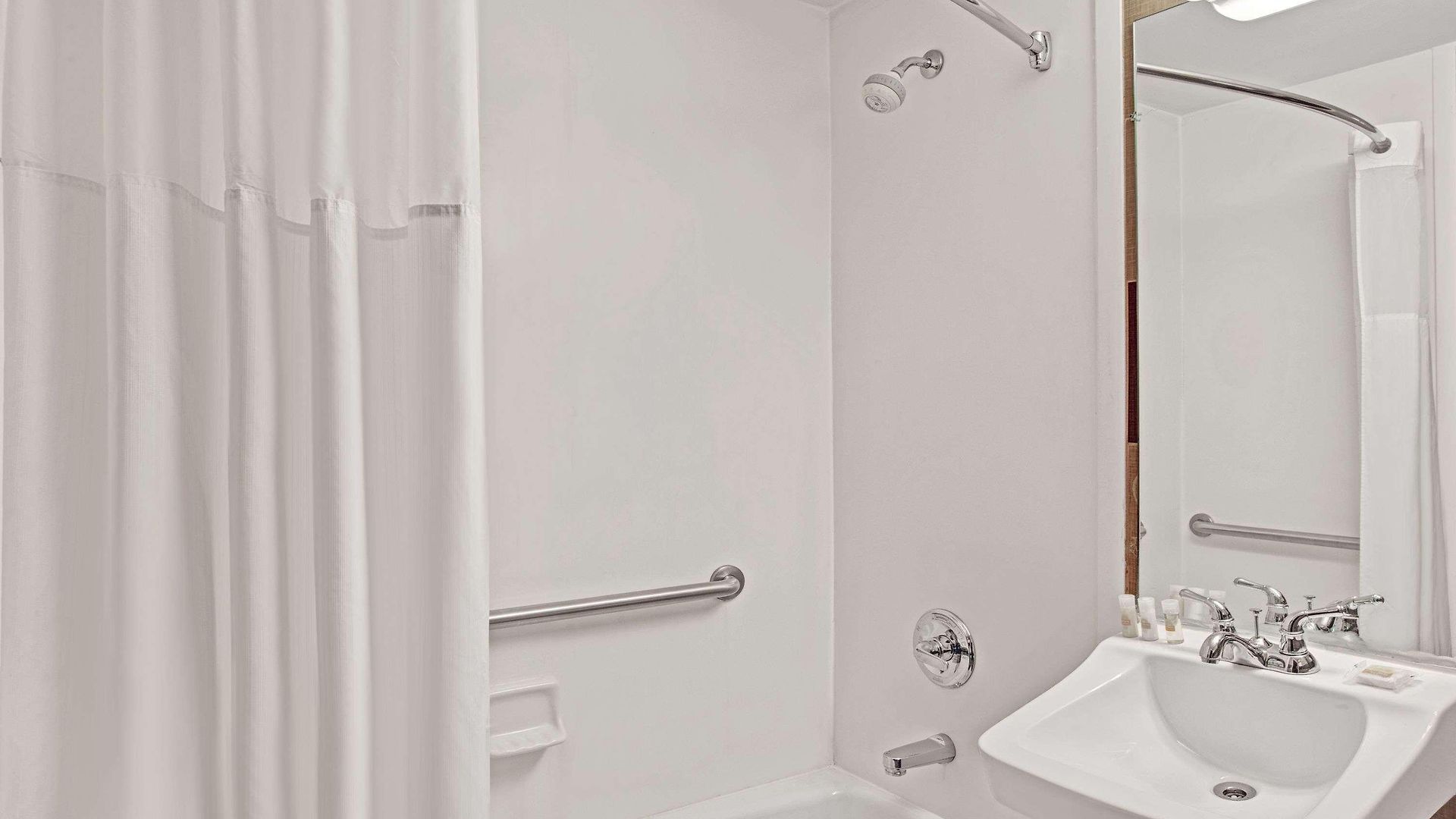 Hotel Days Brooklyn New York