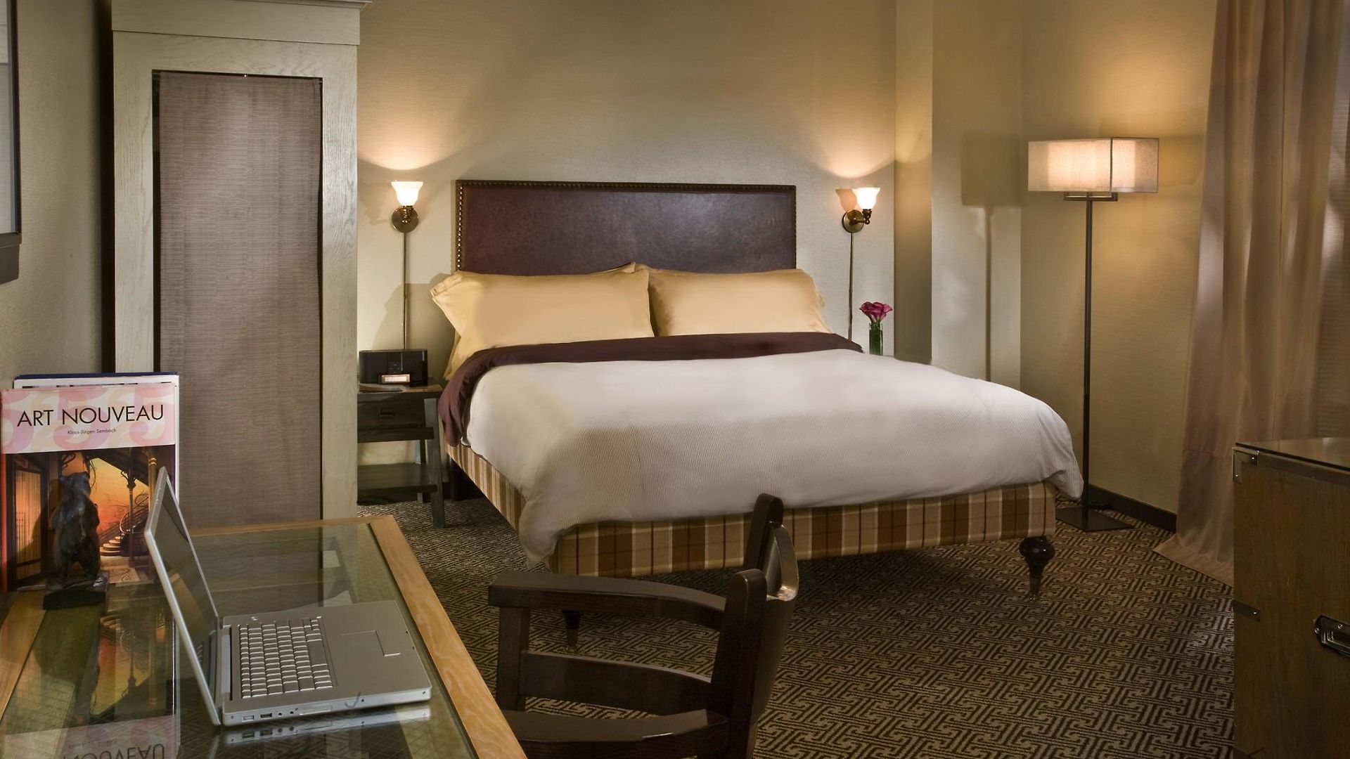 Hotel Soho Grand 4*