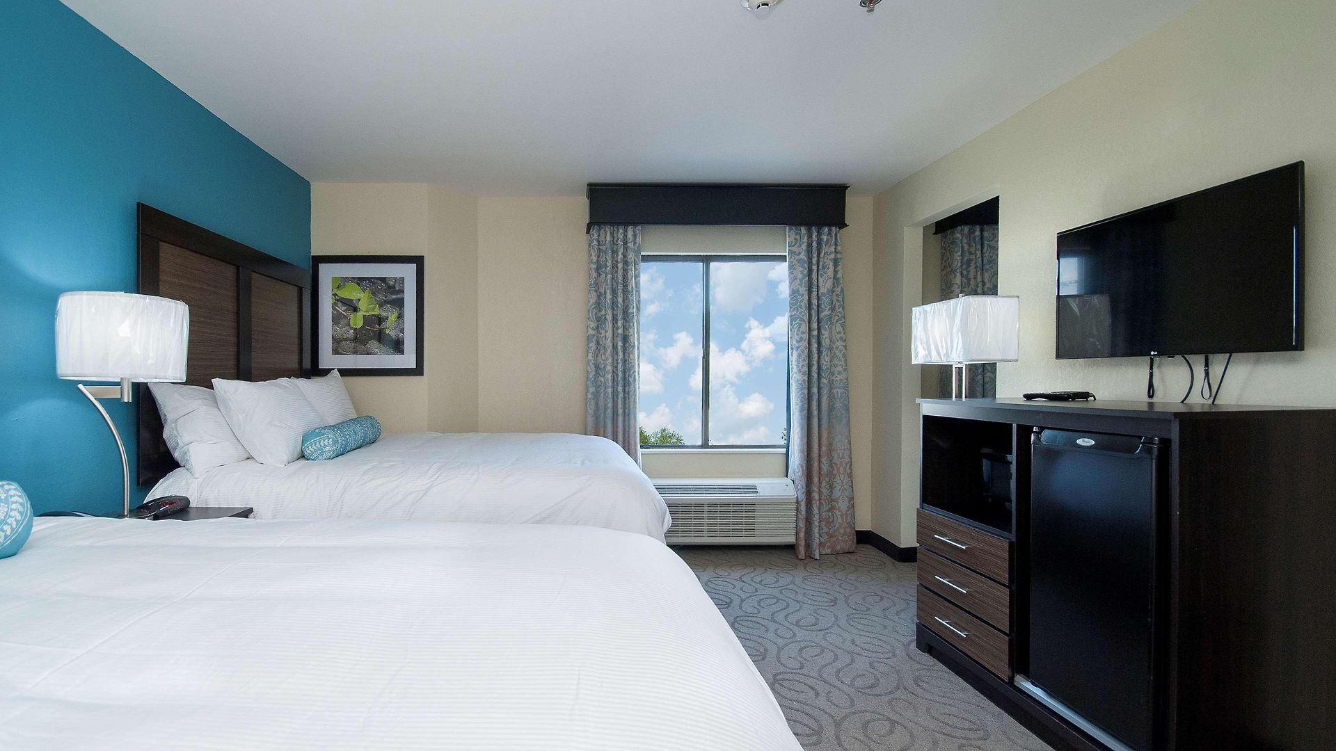 Hotel Western Queens Gold Coast New York