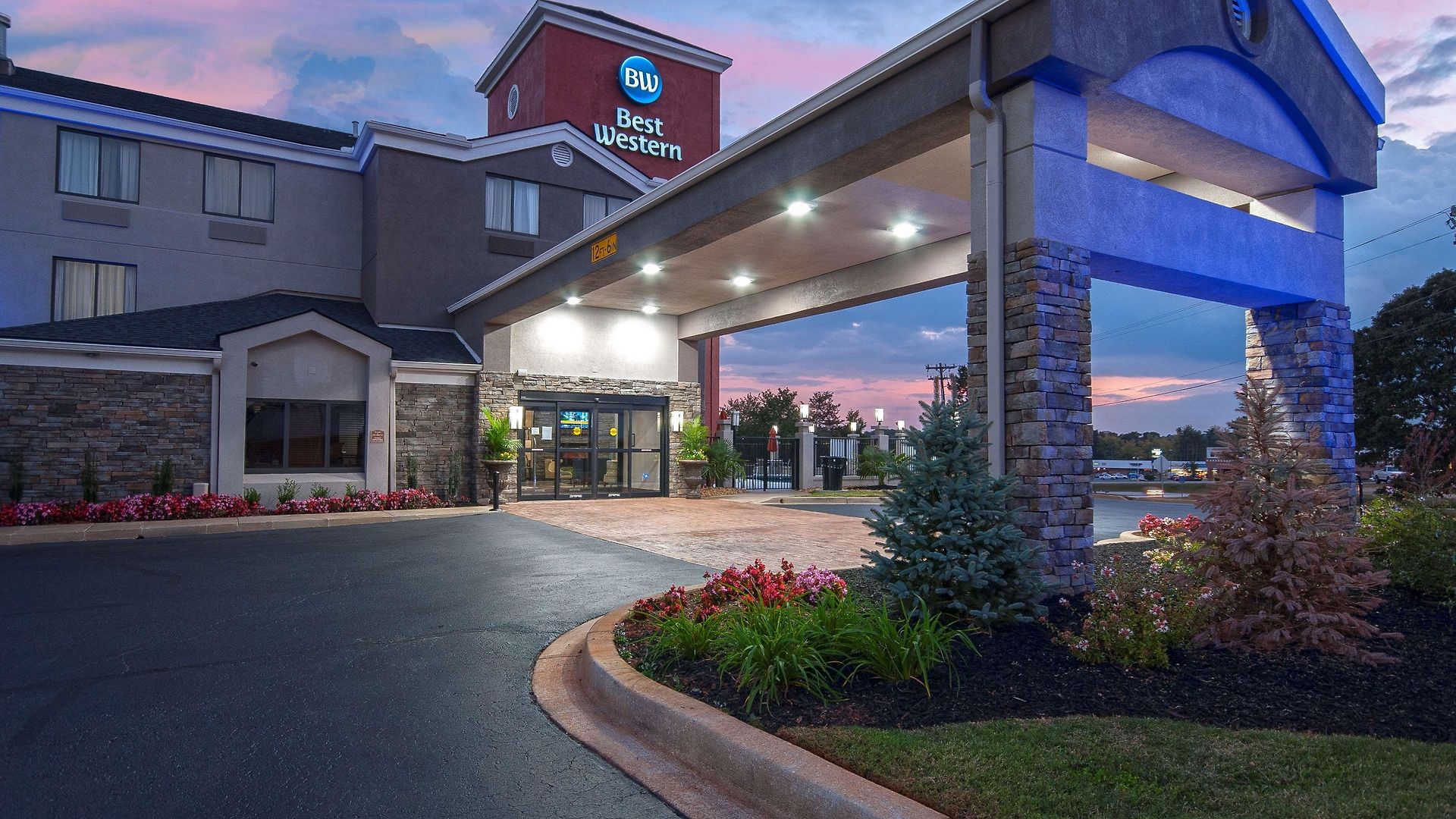 Western Queens Gold Coast 3*