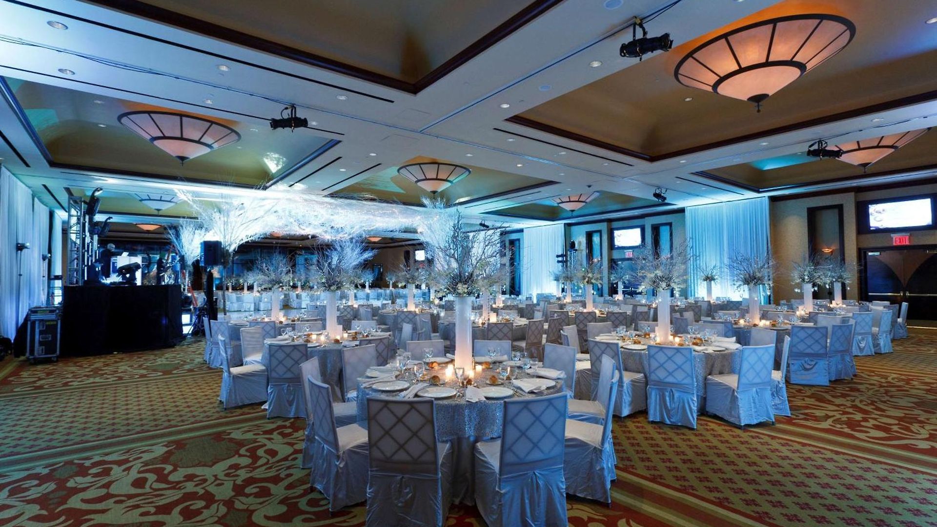 Hilton Garden New York/staten Island Hotel