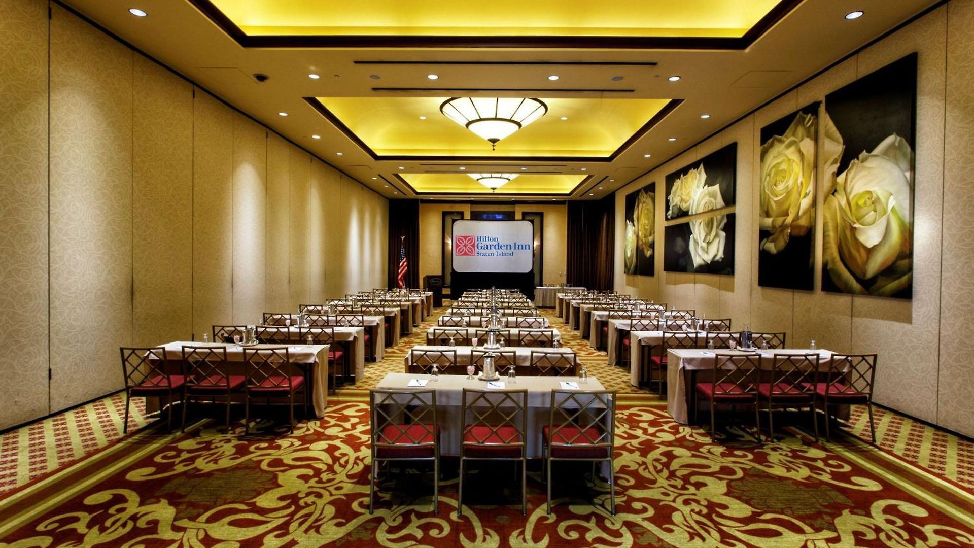 Hilton Garden New York/staten Island 3*