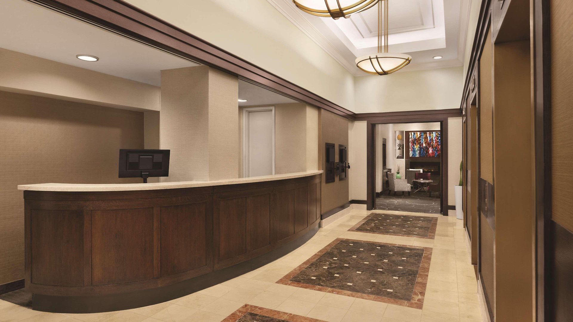 Radisson Street 4*