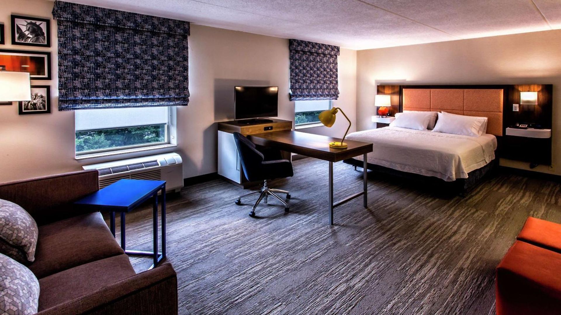 Hampton & Staten Island 3*
