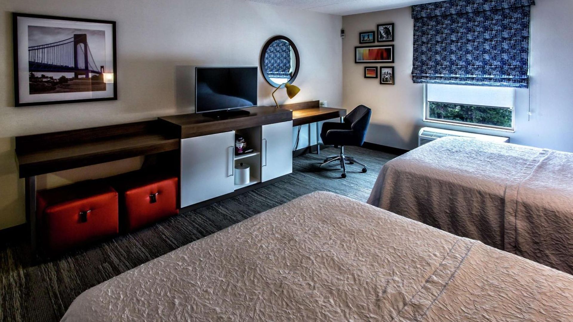 Hampton & Staten Island Hotel 3*