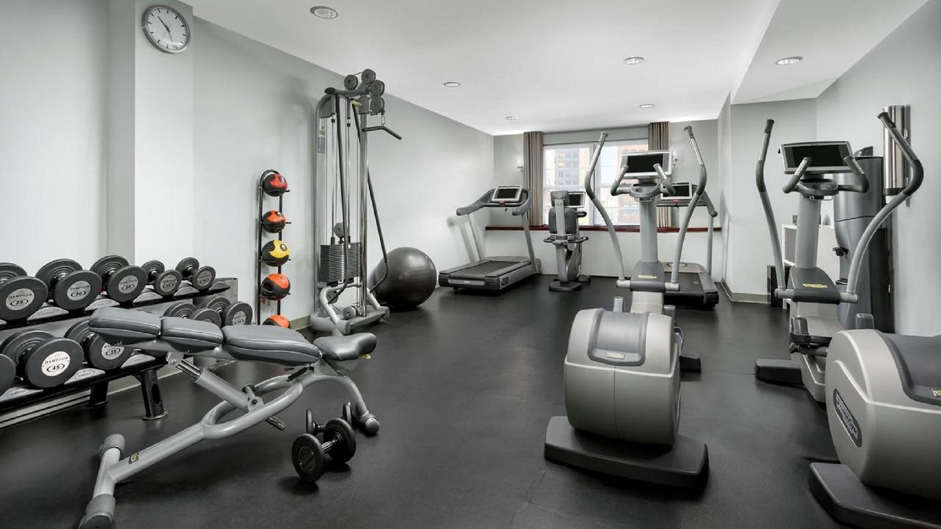 Royalton Hotel 4*