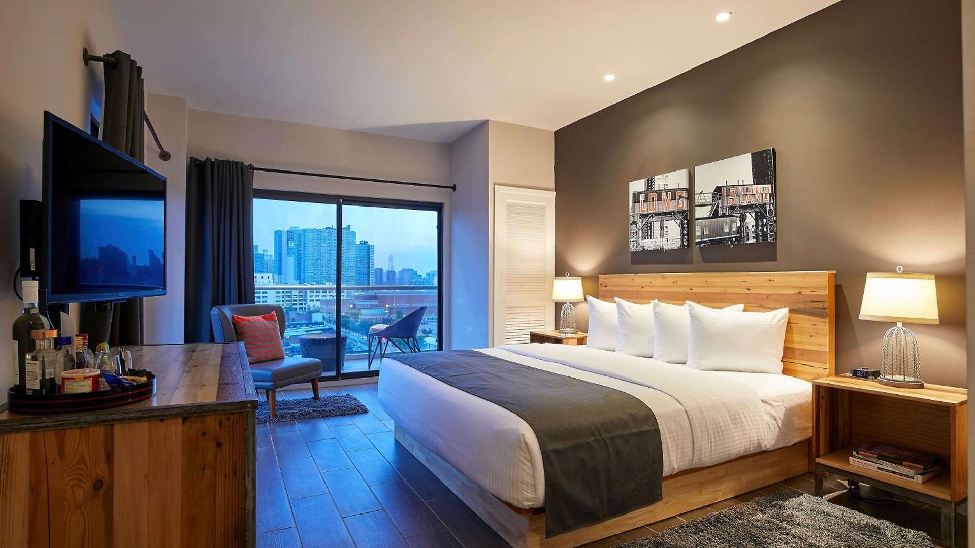 Ravel Trademark Collection By Wyndham Hotel 4*