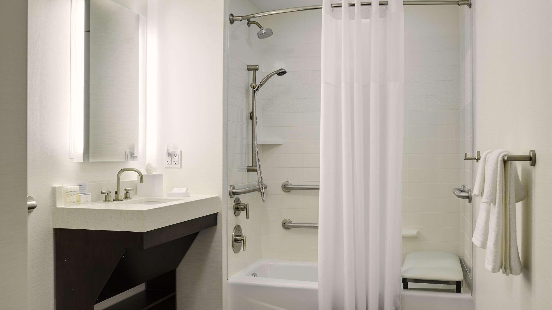 Hampton Brooklyn Downtown Hotel New York
