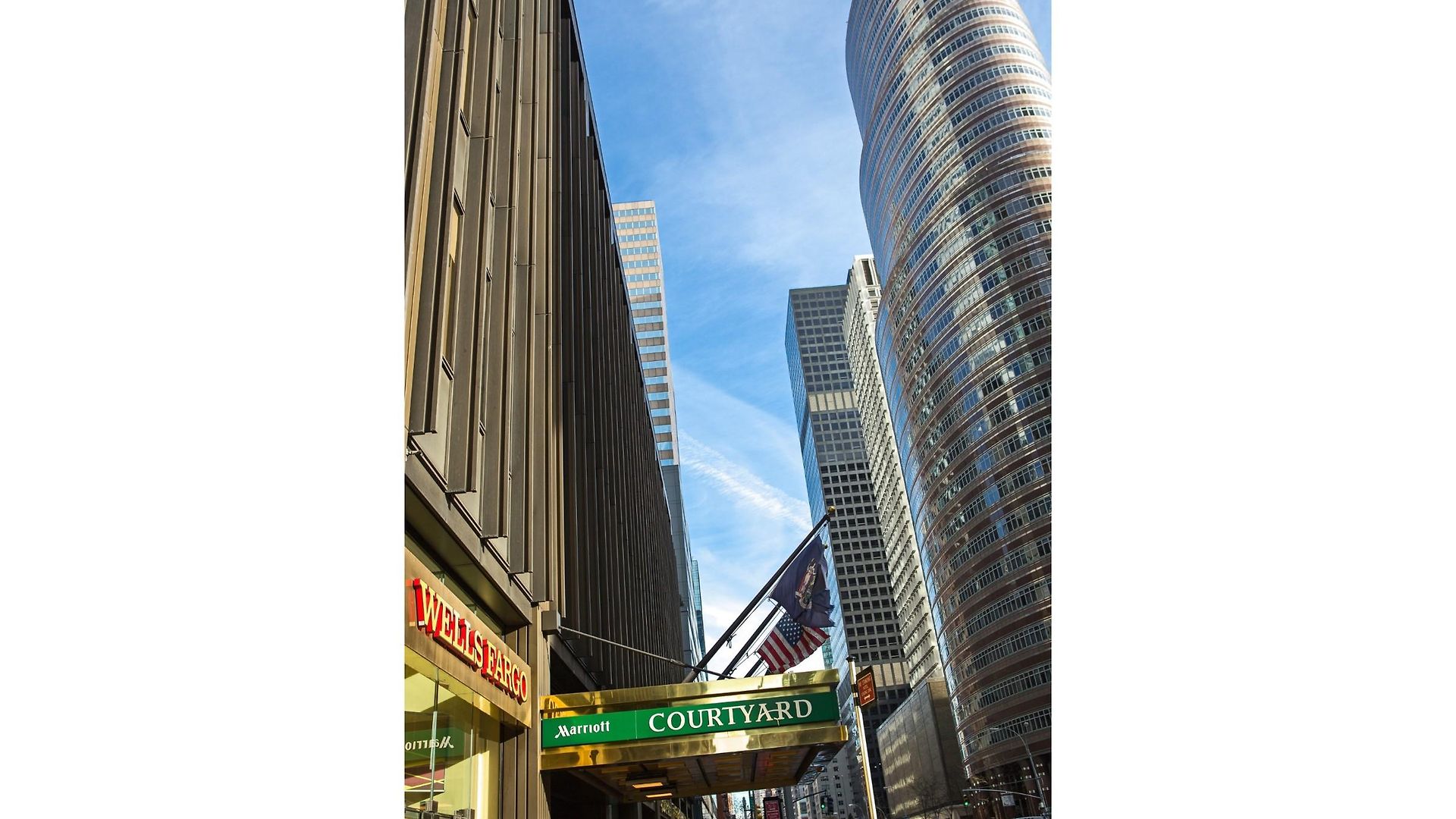 Courtyard Manhattan/midtown East Hotel 4*