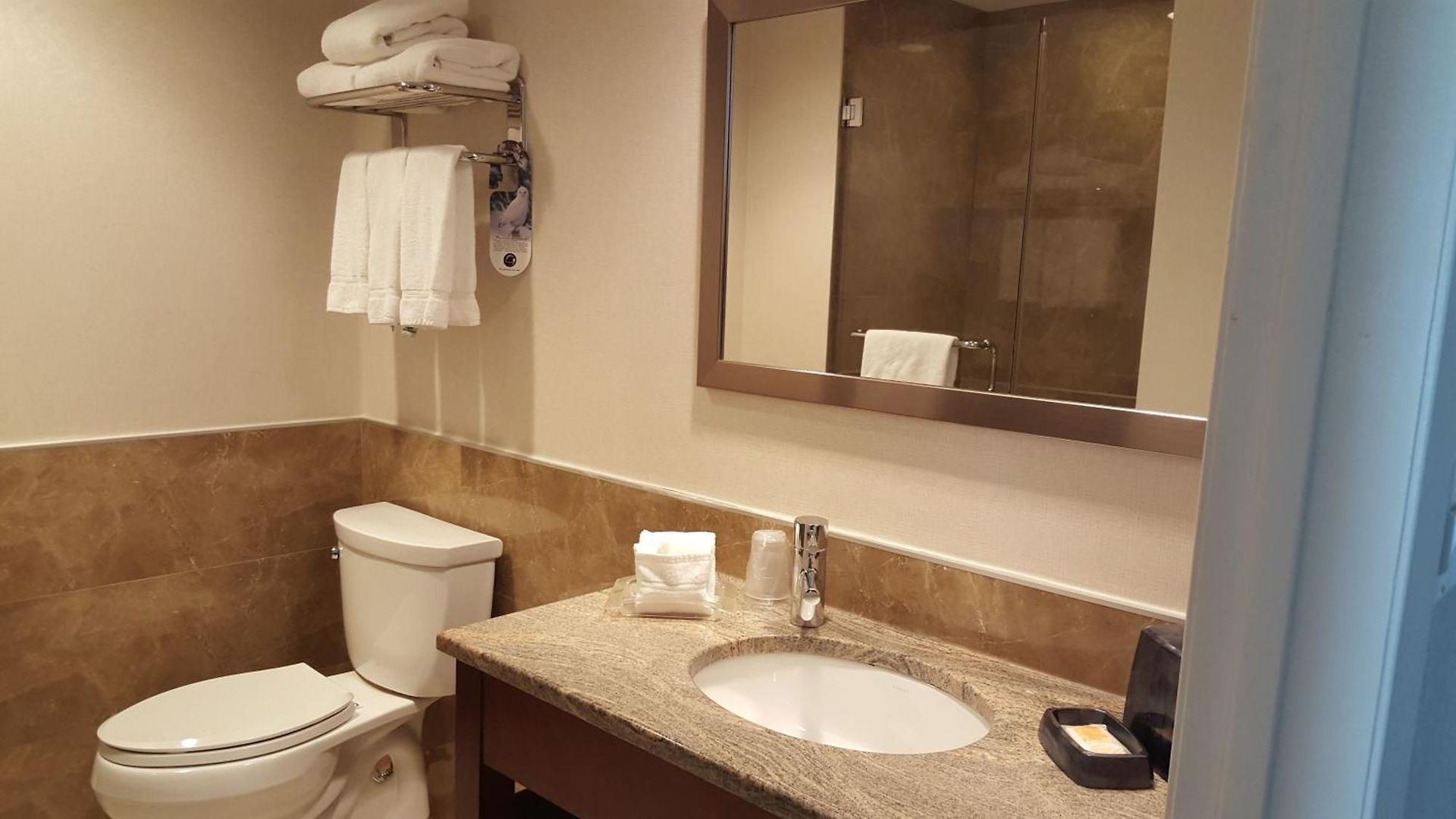 Lic Manhattan View 3*