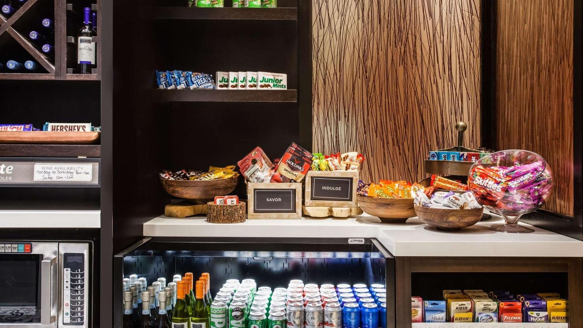 Hilton Garden West 35th Street 3*