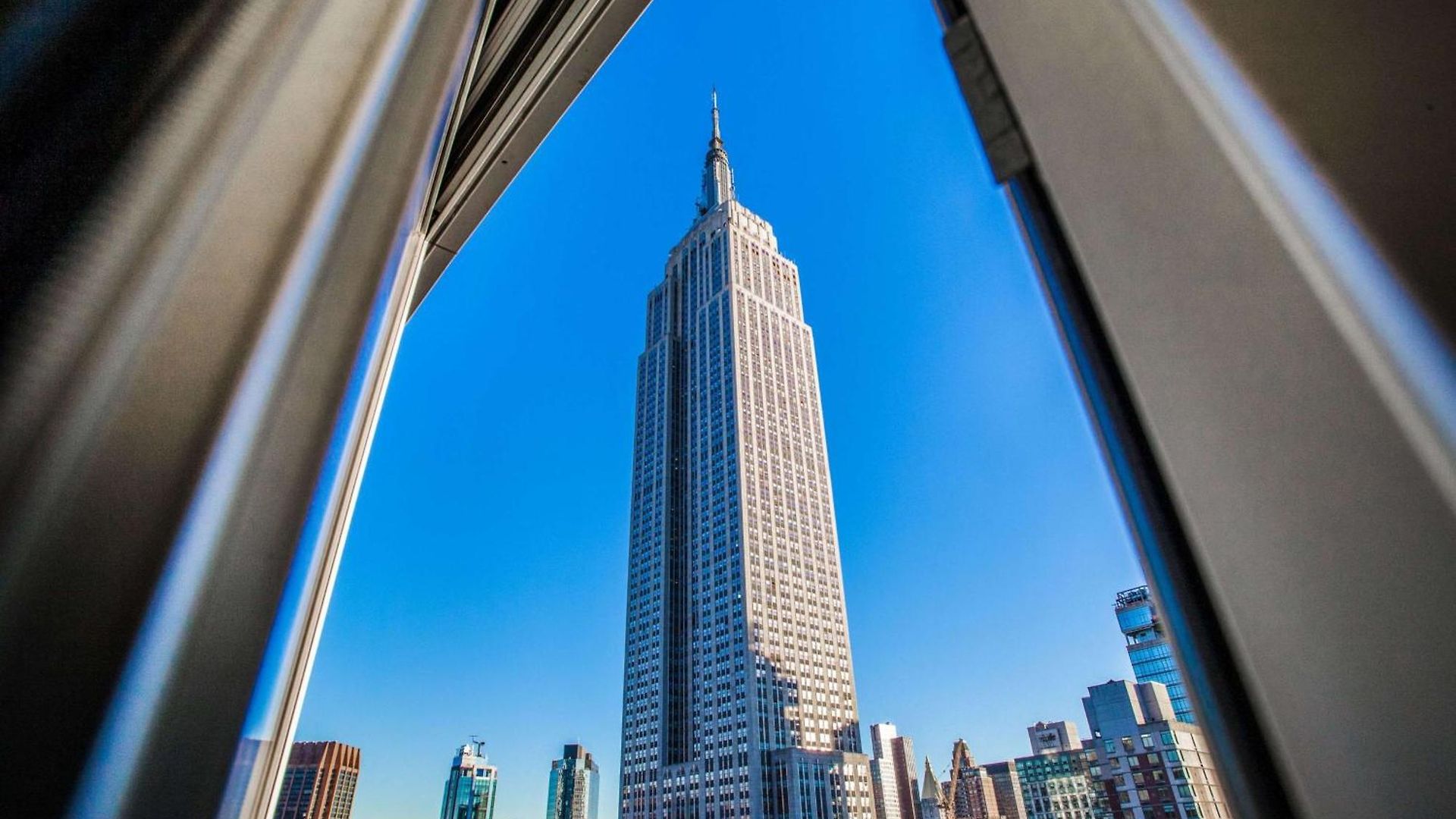 Hilton Garden West 35th Street 3*