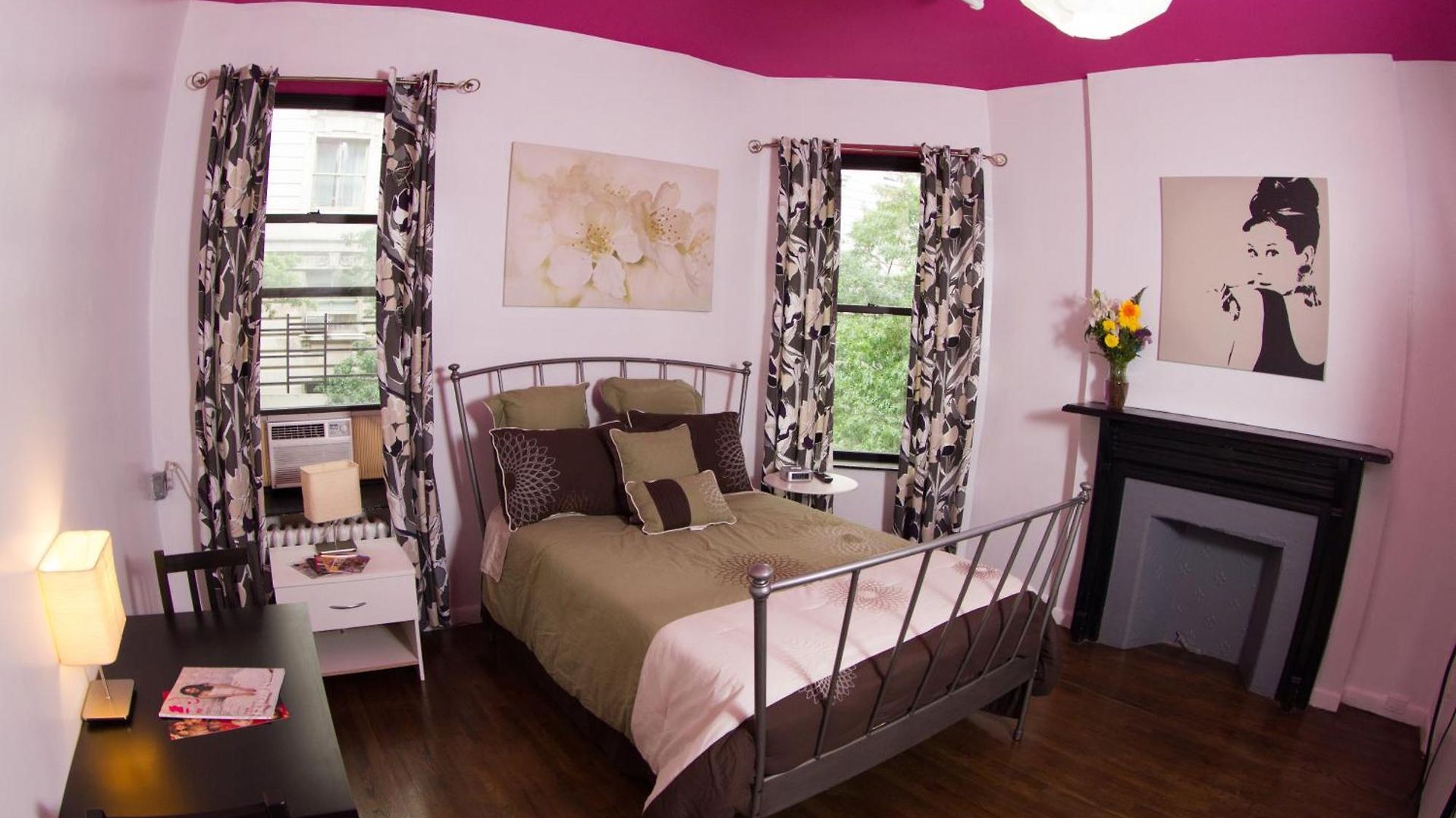 Park West Hostel *