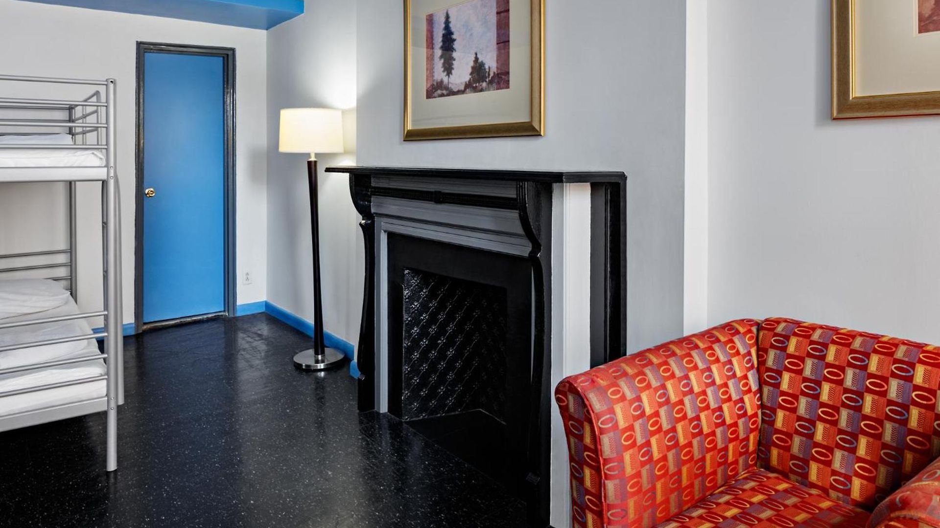 Hostel Park West *