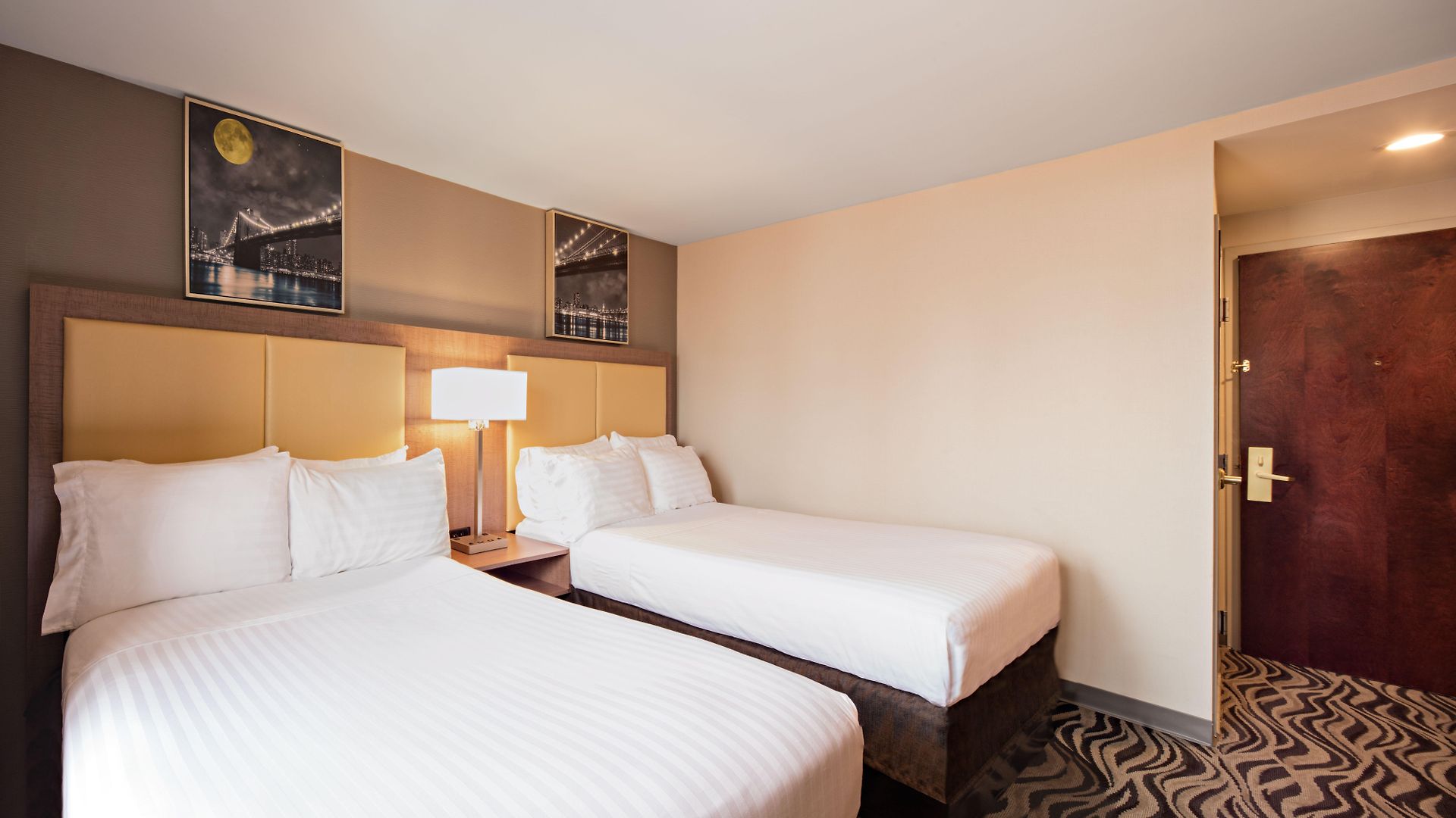 Express Brooklyn By Ihg New York